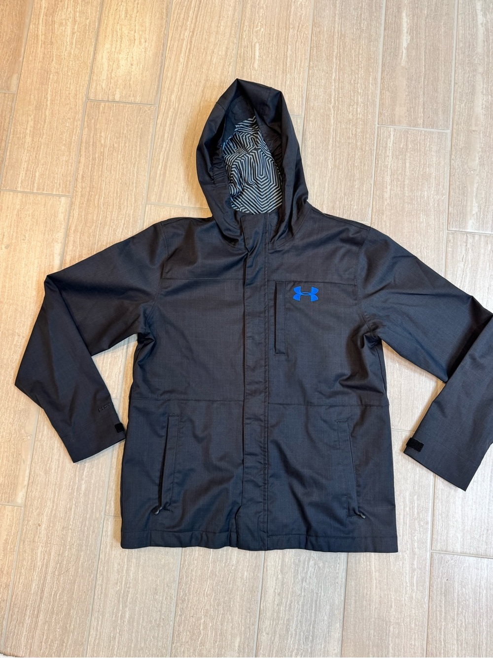 EUC Under Armour coldgear kids jacket
